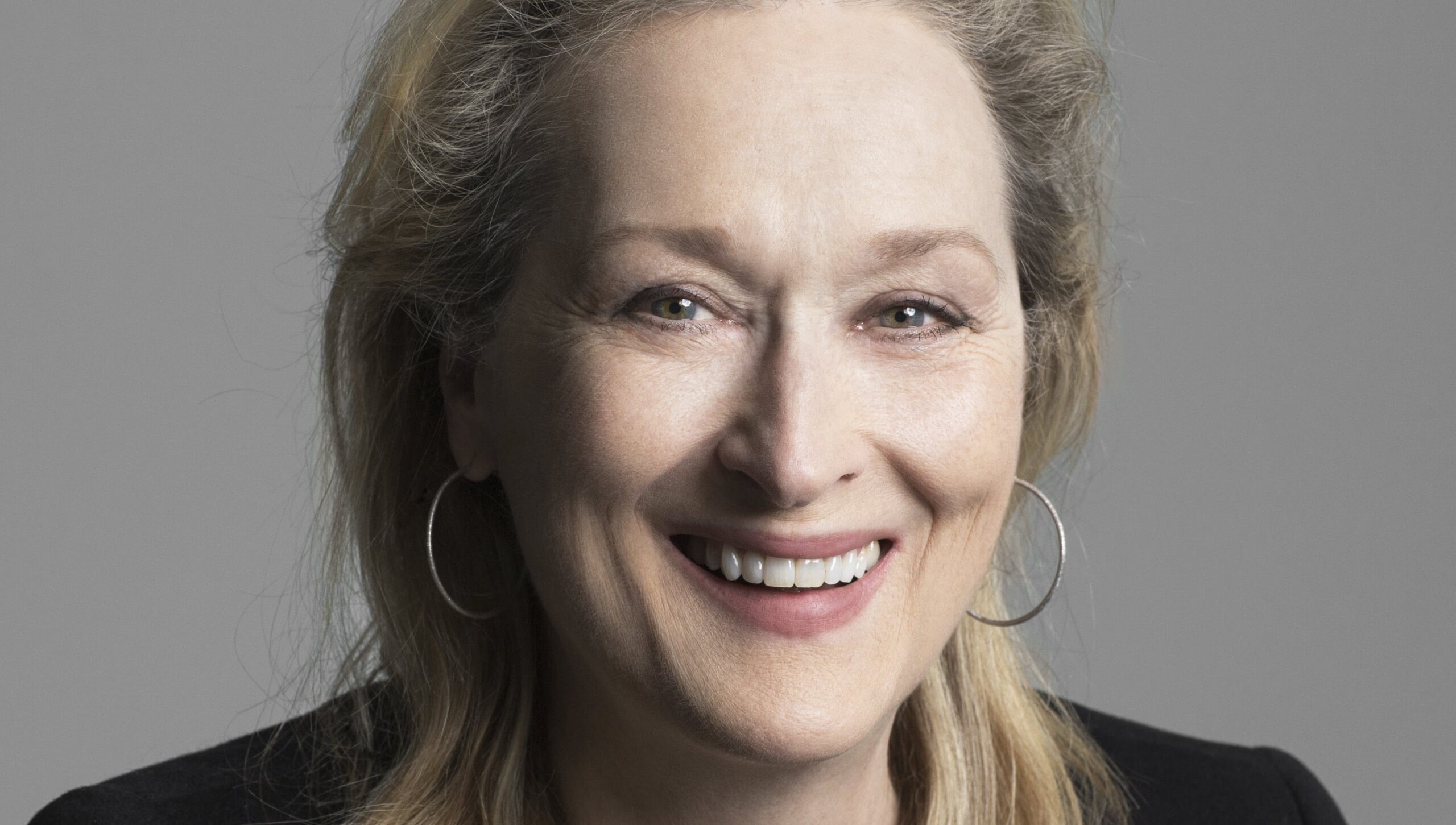 Meryl Streep Guest of honour at the opening ceremony of the 77th Festival de Cannes on the stage of the Grand Théâtre Lumière - Photo © Brigitte Lacombe
